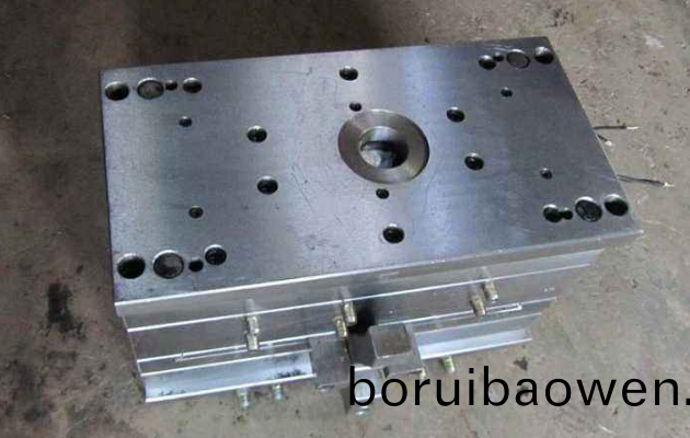 塑(su)膠註(zhu)塑冷卻(que)水迴(hui)路(lu)銘(ming)牌設(she)計要(yao)求