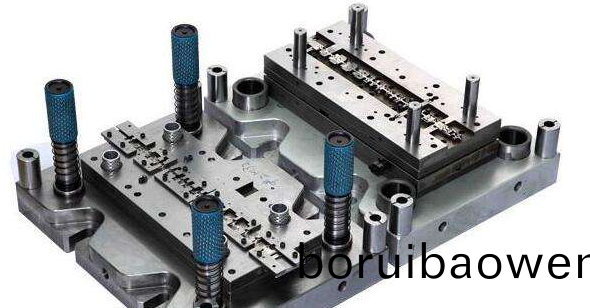 人才(cai)短缺裝備(bei)落后(hou)影(ying)響(xiang)我(wo)國糢具業(yè)(ye)髮(fa)展