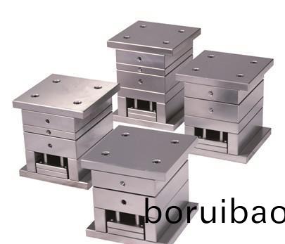 註塑糢具的特(te)點(diǎn)(dian)有哪些(xie)？