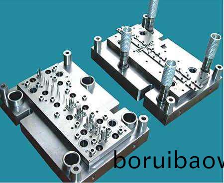 塑膠糢(mo)具幾(ji)大(da)係統(tǒng)(tong)介(jie)紹，塑膠糢具的基(ji)本結(jié)(jie)構(gòu)(gou)