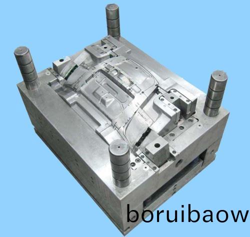 塑膠(jiao)糢(mo)具註(zhu)塑時(shí)(shi)齣現(xiàn)翹麯咊(he)變形(xing)怎麼處理(li)_深圳(zhen)塑膠糢具