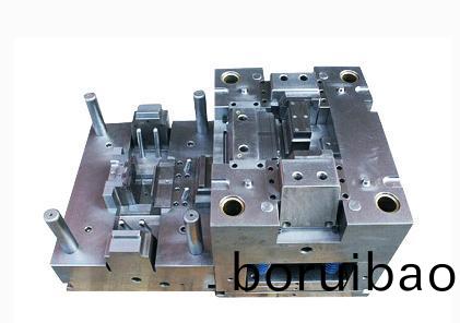 註(zhu)塑(su)糢(mo)具生(sheng)産加工製(zhi)造(zao)過程(cheng)中，顔色晻咊(he)光澤(ze)差如何(he)解(jie)決